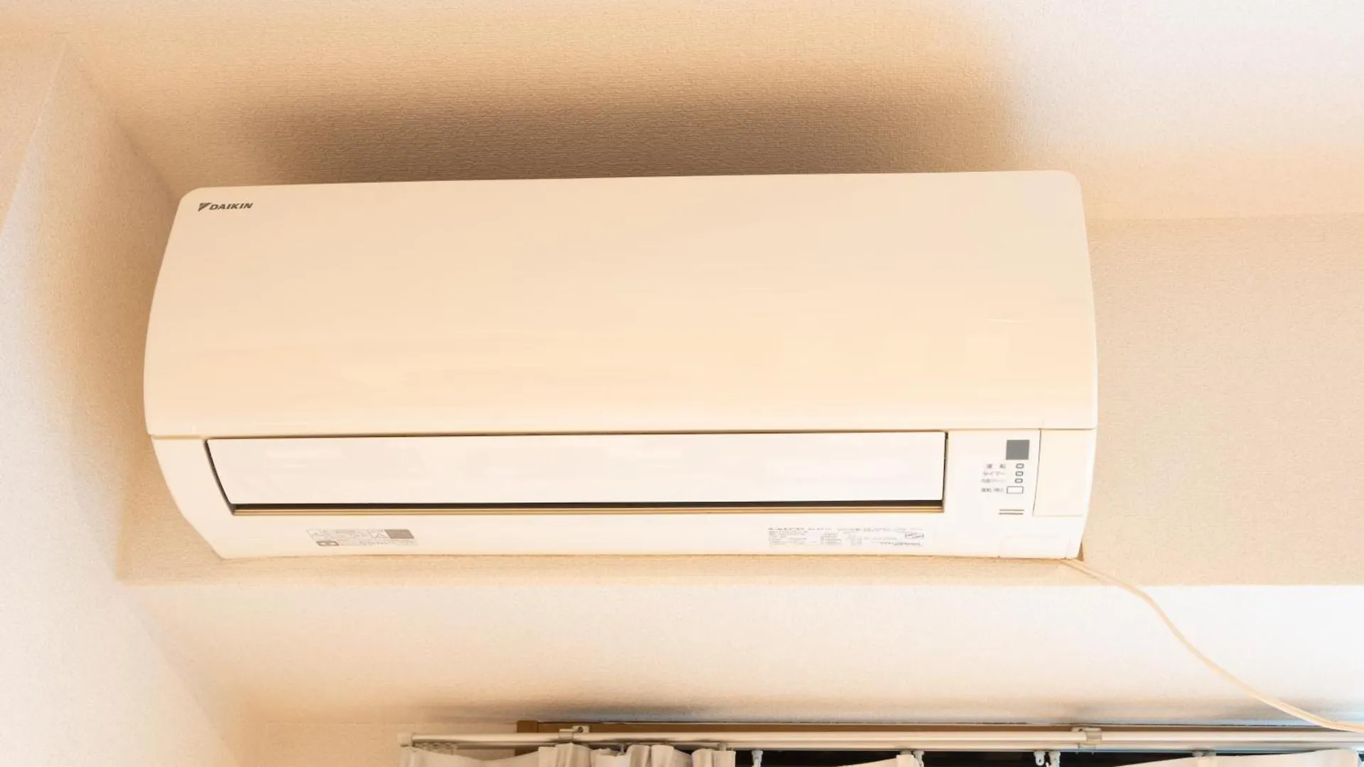Apartament コンフィデンスロン301 Osaka